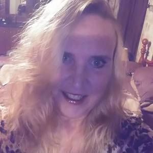 Meet your Posher, Lois